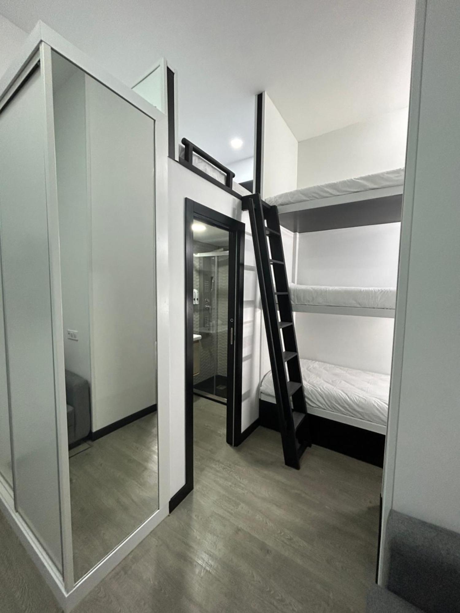 Cotrades 4 En San Blas-Canillejas Madrid Ngoại thất bức ảnh